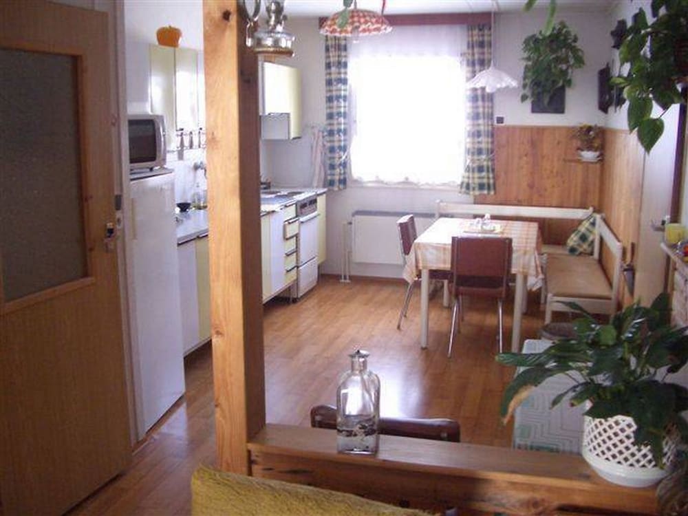 Marie Pavla With 7 Bedrooms and 4 Bathrooms