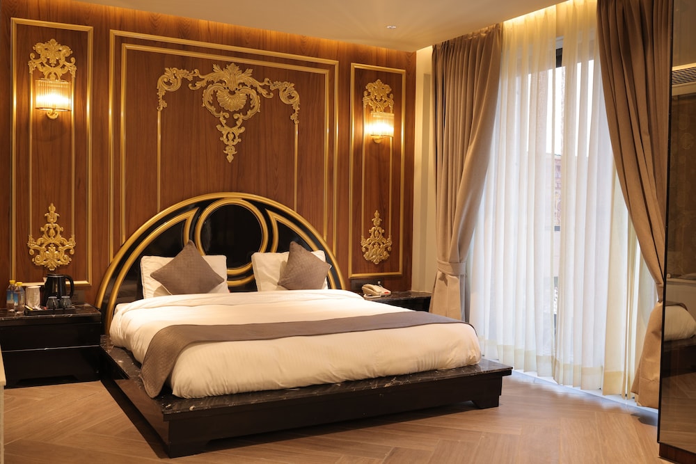 Wedcation by Tivoli, Israna