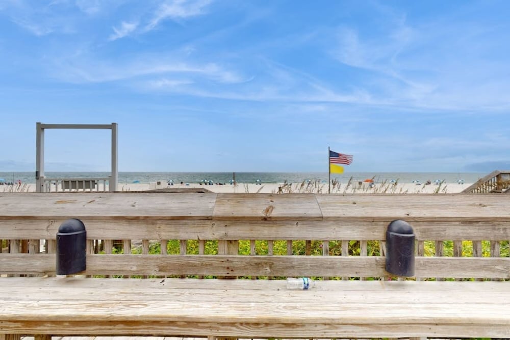 Tradewinds 603