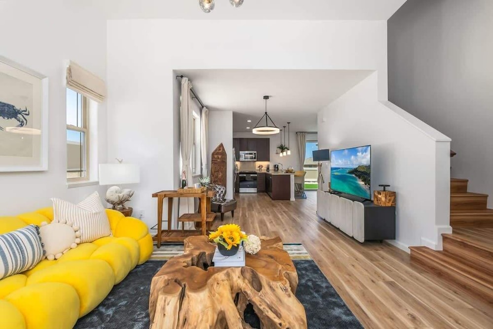 @ Marbella Lane - Stylish House + Impressive Views