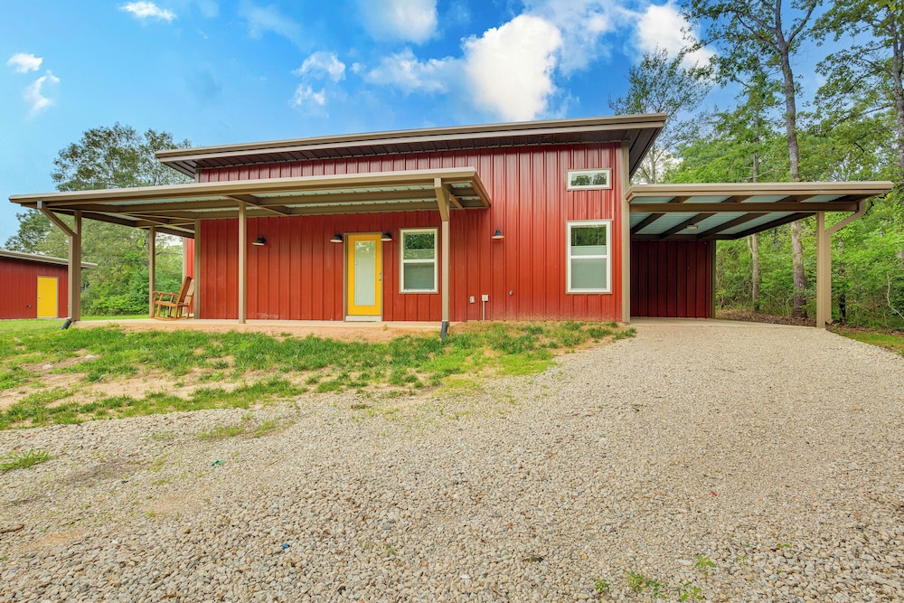 Tranquil Retreat: Half-mi to Cedar Creek Reservoir view 5