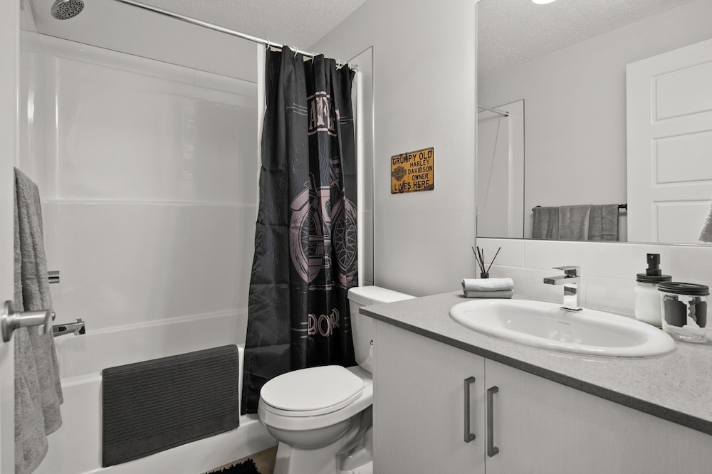 New Apartments in Cranston by GLOBALSTAY