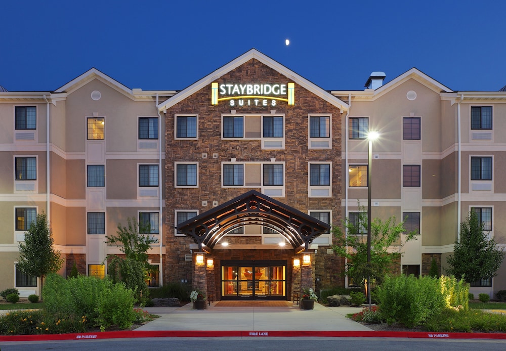 Hotel Staybridge Suites Fayetteville/Univ Of Arkansas, an IHG Hotel - Image 1