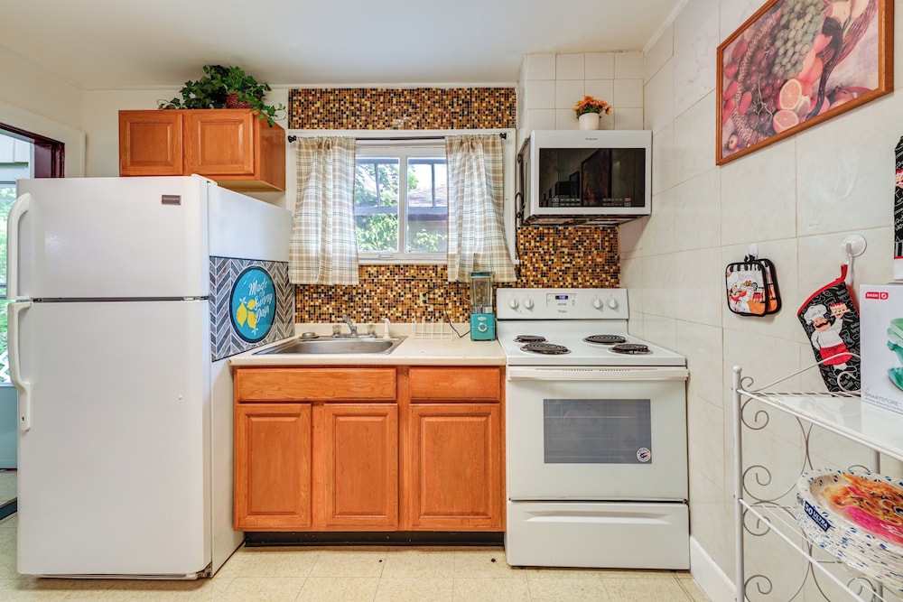 Walk to Cornell University: Charming Duplex!