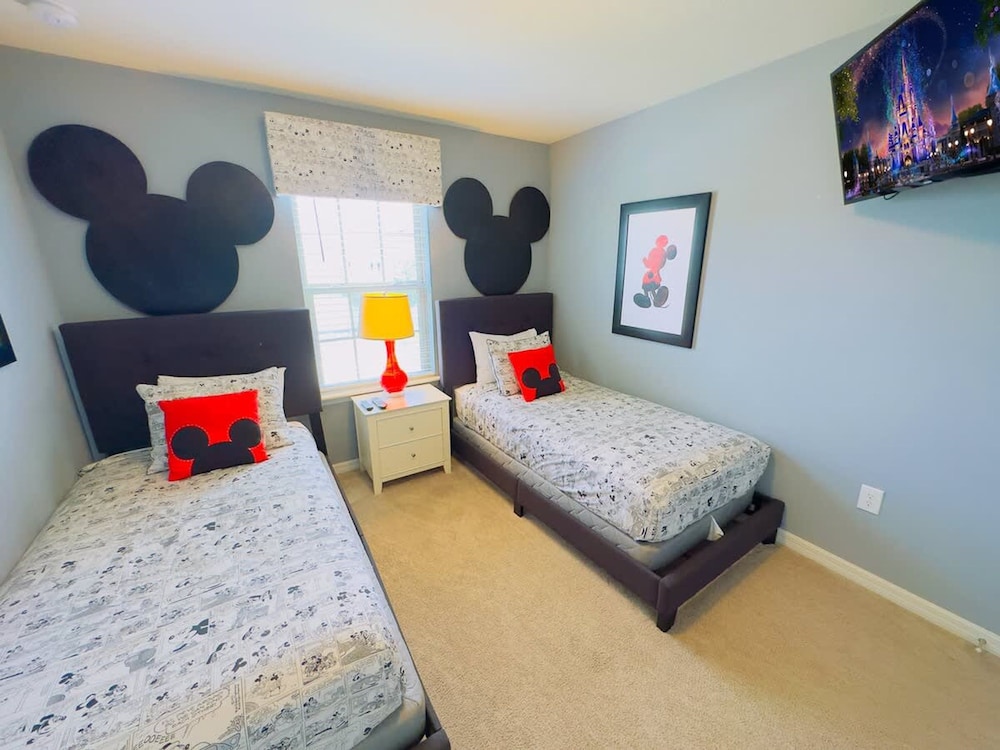 Villa Near Disney Themed Luxury 5Bd With Pool