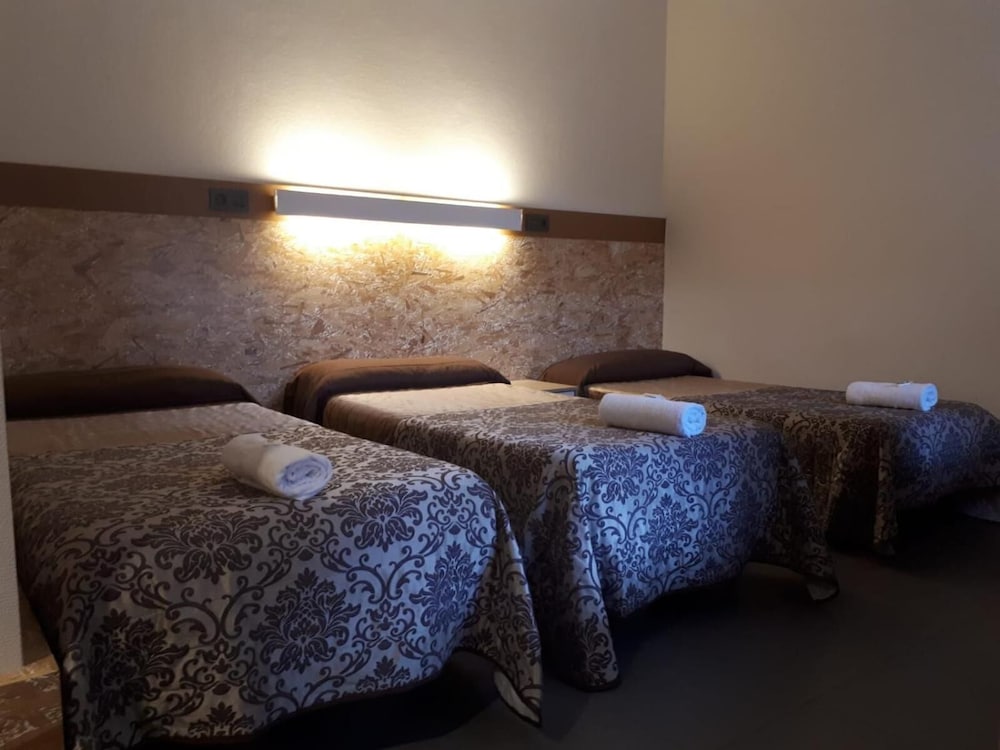 Albergue San Francisco de Asis - Hostel