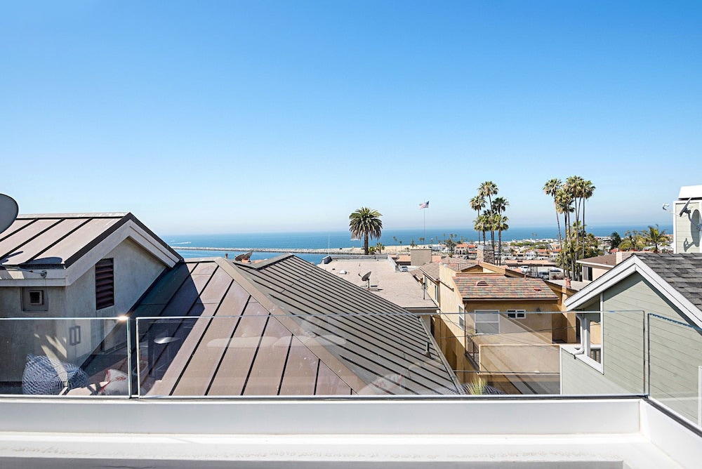 Dahlia Manor view 4