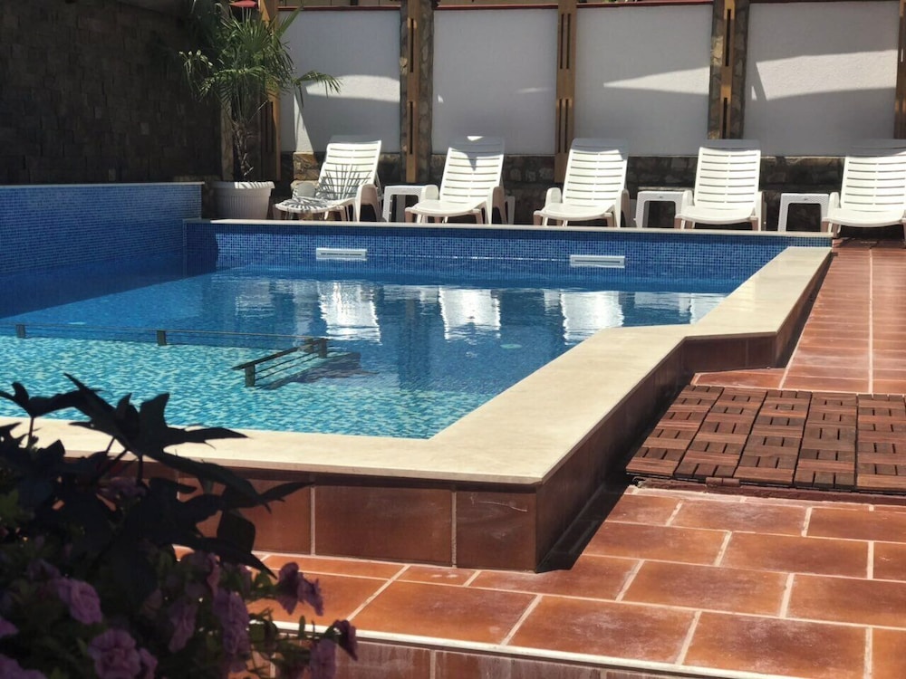Aurora Guest House
