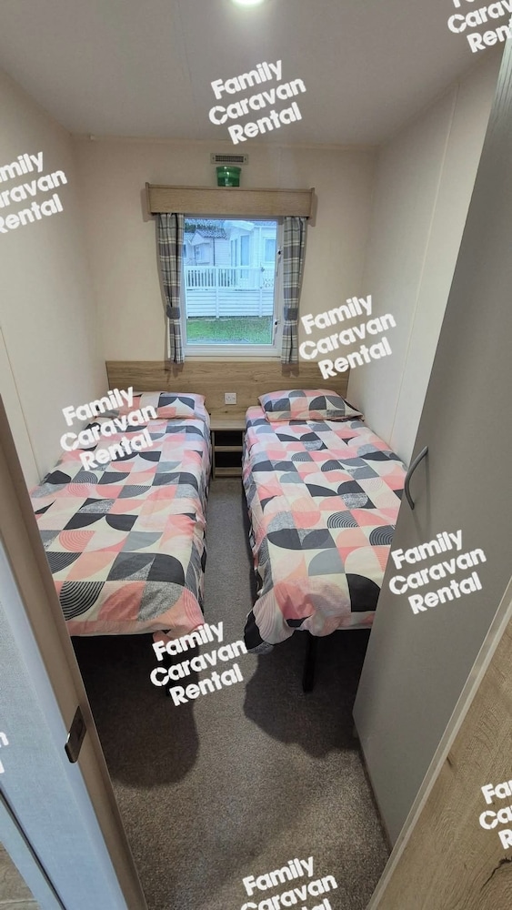Family Caravan Rental 2 bed Caravan