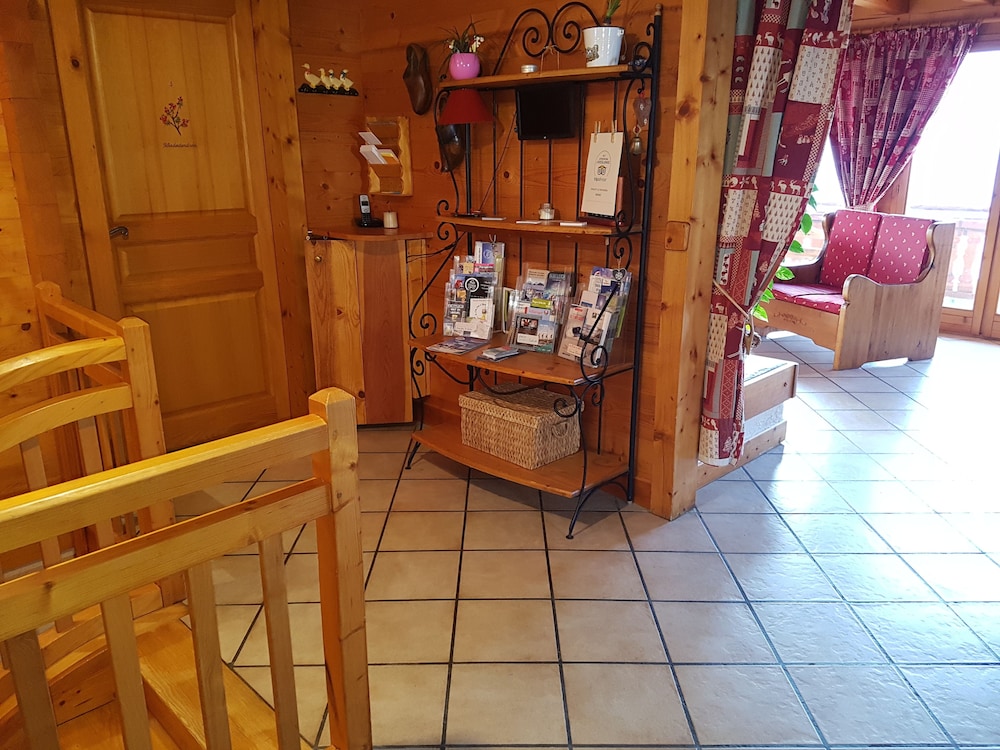 Chalet Le Paradou view 2