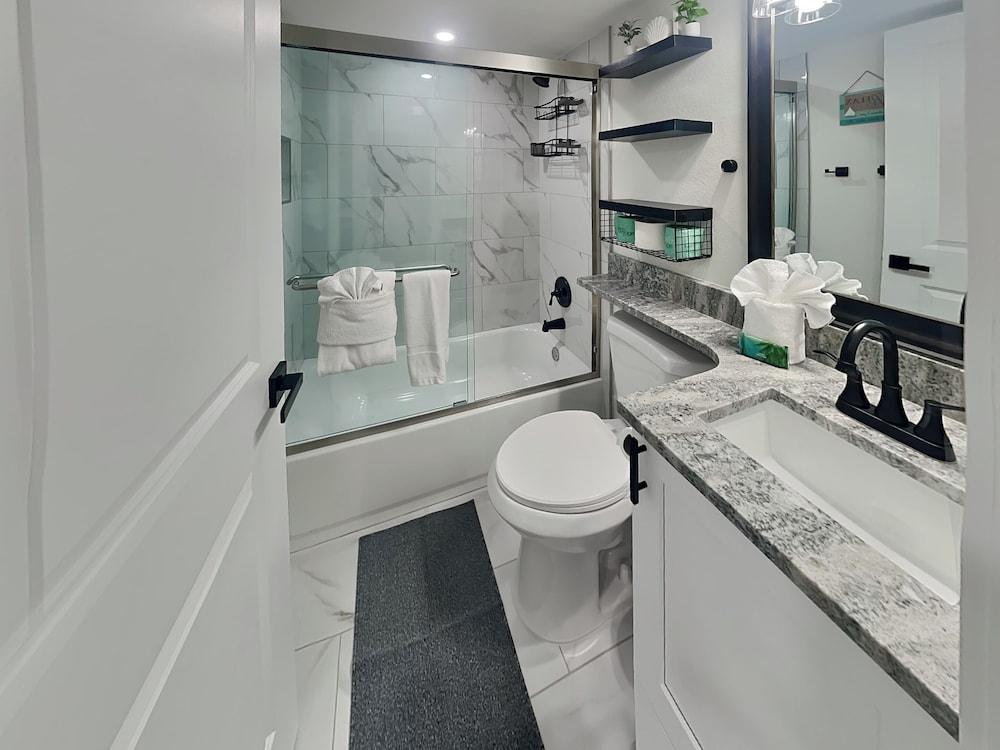 Seaside 4 by Distinctive Beach Rentals