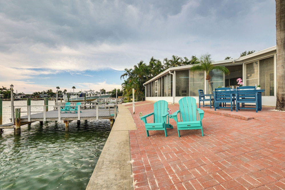 Ocean View, Pool & Boat Dock: Indian Rocks Retreat