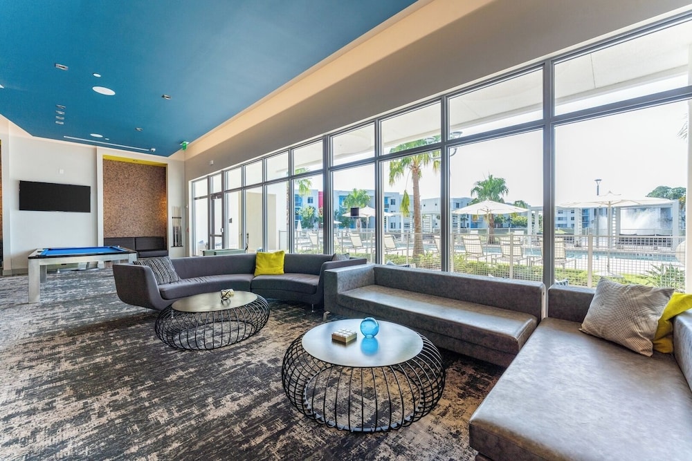 Daytona 2BR Getaway Parking Family & Pet-friendly