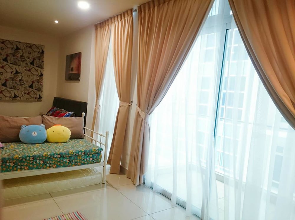 HomeStay in Johor - KSL Travel Home