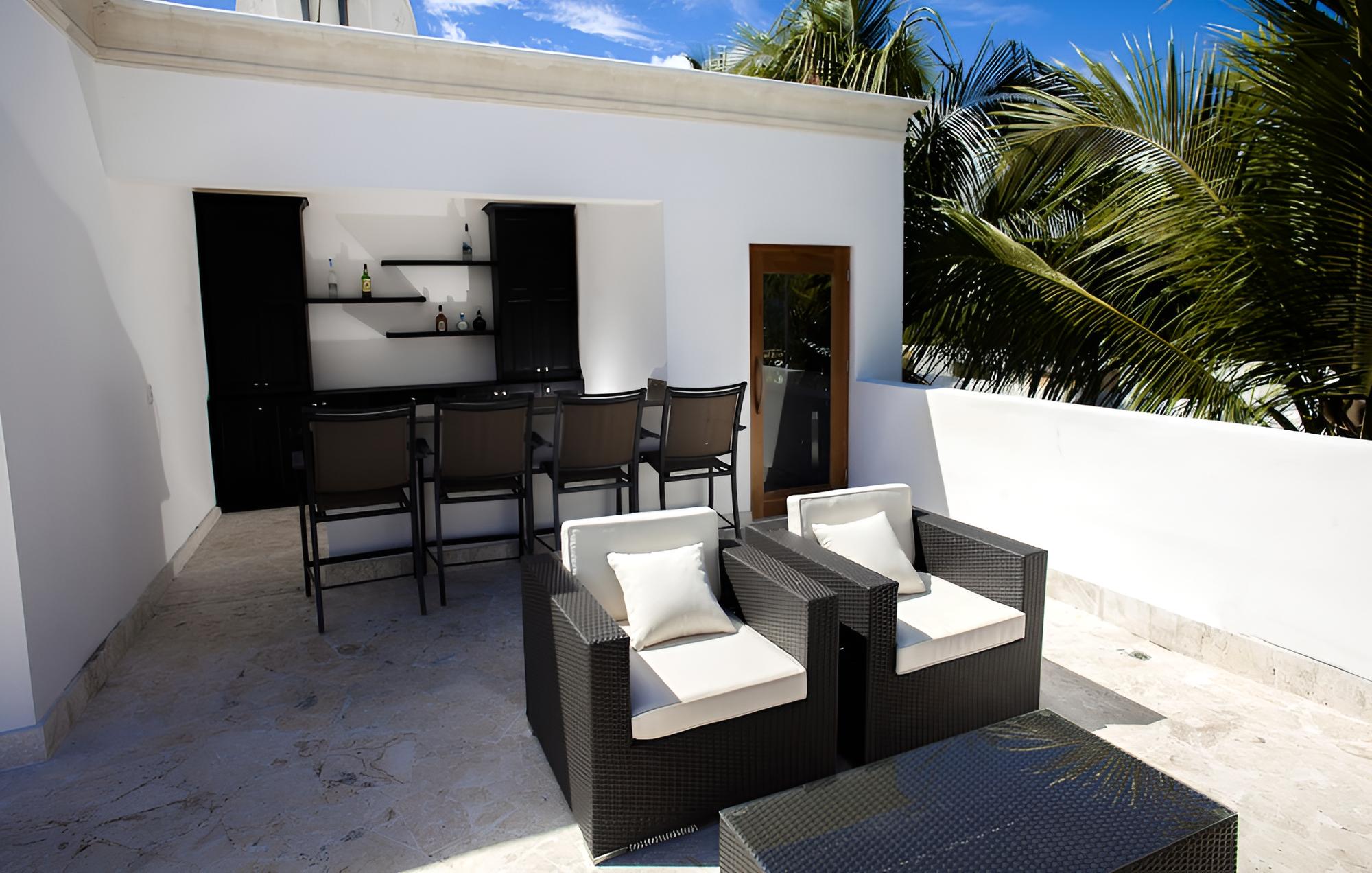 Chateau del Mar