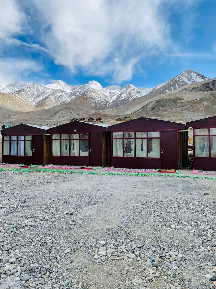 TIH Pangong Delight Camps and Cottages