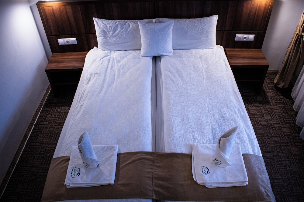 Hotel Claris Valiug
