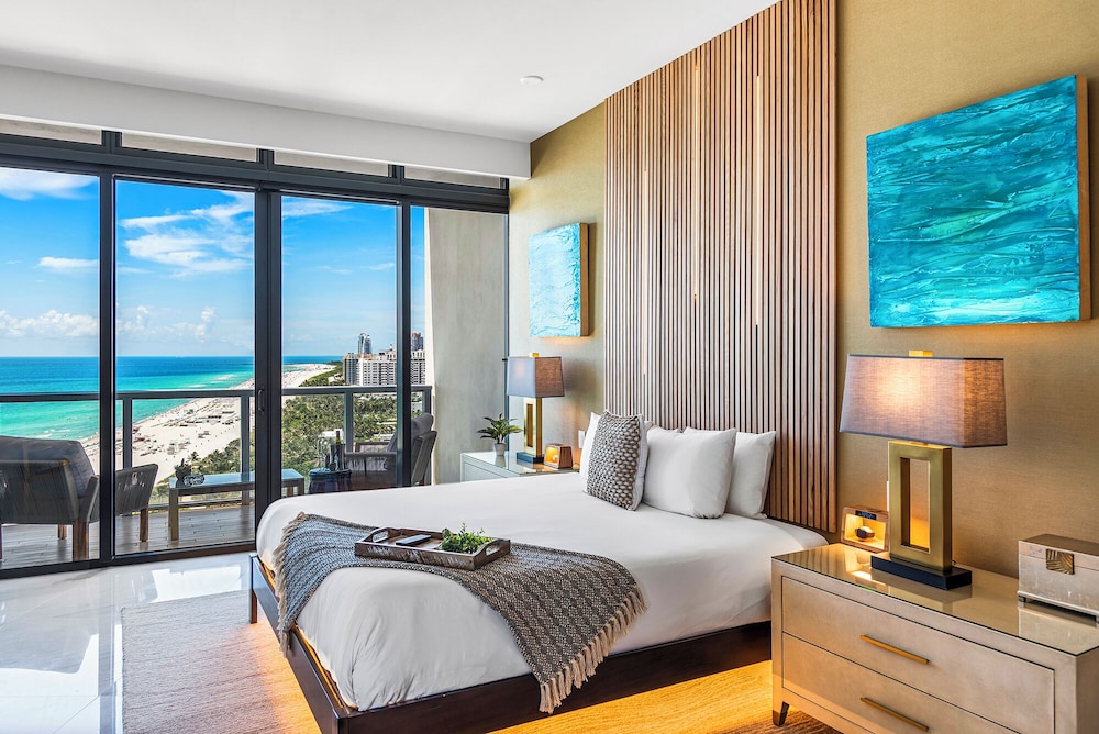 Luxury Vacation Rentals in South Beach by LRMB