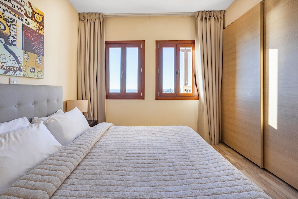 Aphrodite Premium Apartments II