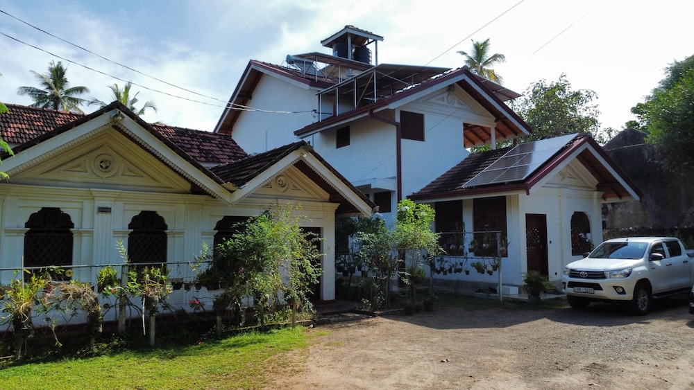 Surf Bay Villa