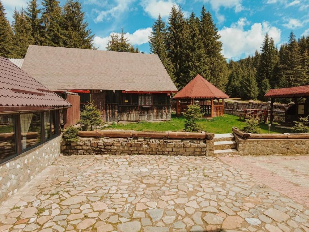 CABANA LAPTICI