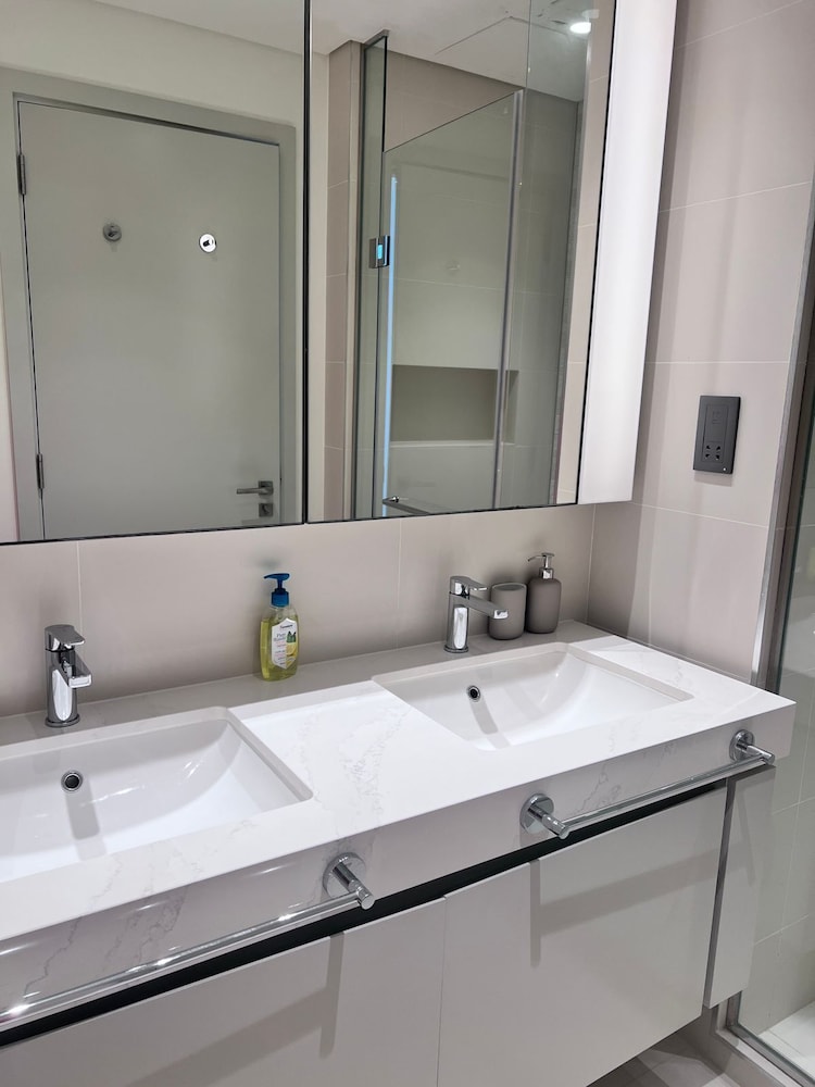 2 Bedroom Flat Beachfront Palm Jumeirah