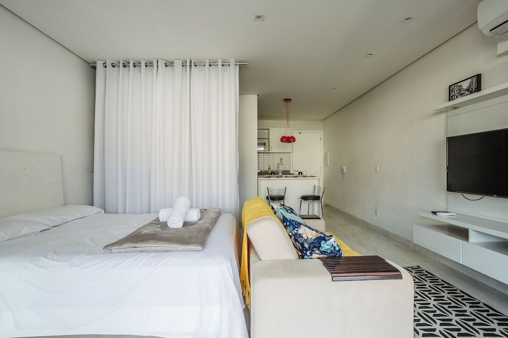 Studio With Swimming Pool Near Se Cathedral Cgf135