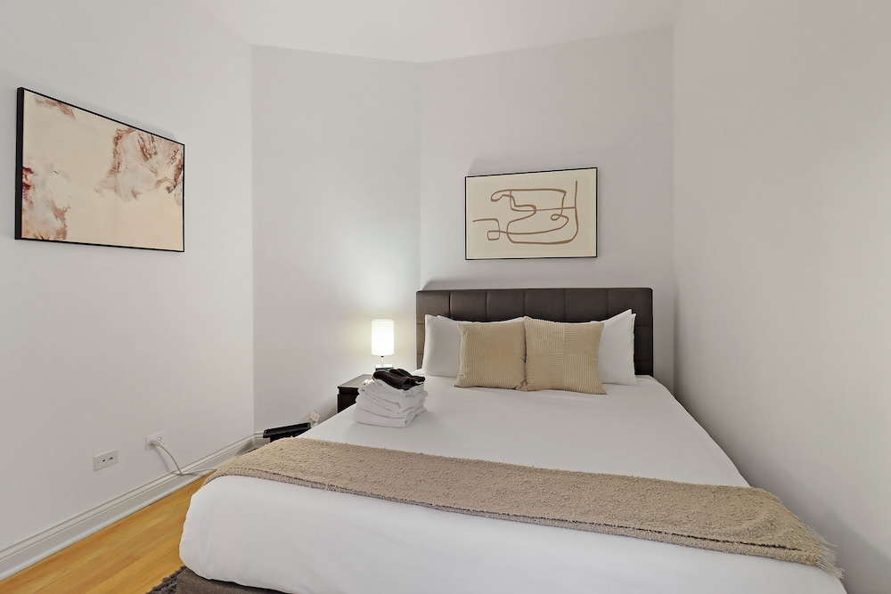 Ideal 4BR Unit - Maryland 2