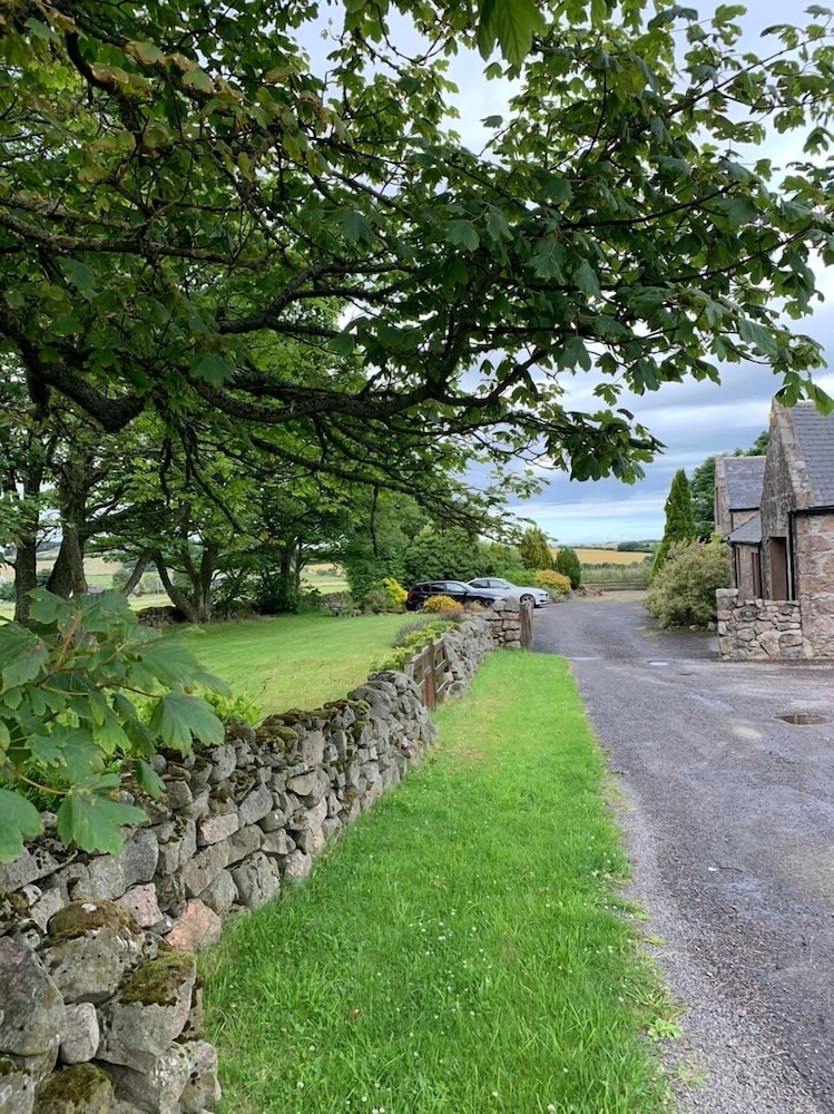 Crawfield Grange