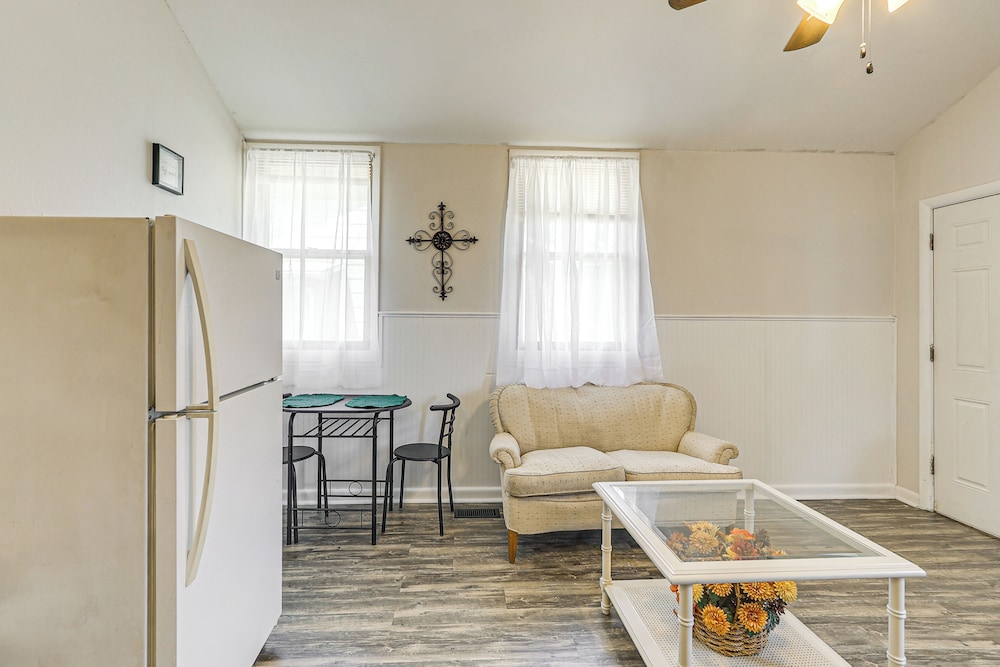 Near Walnut Valley Festival: Convenient Apartment!