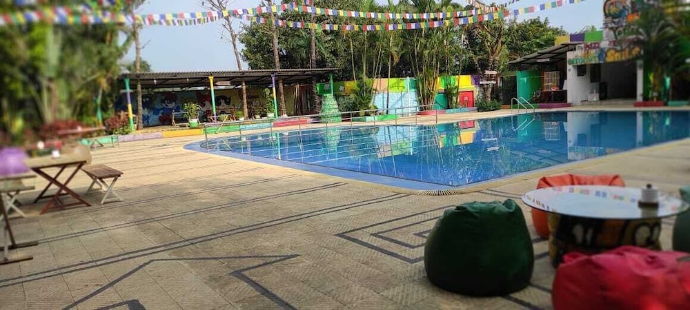 Yash Resort