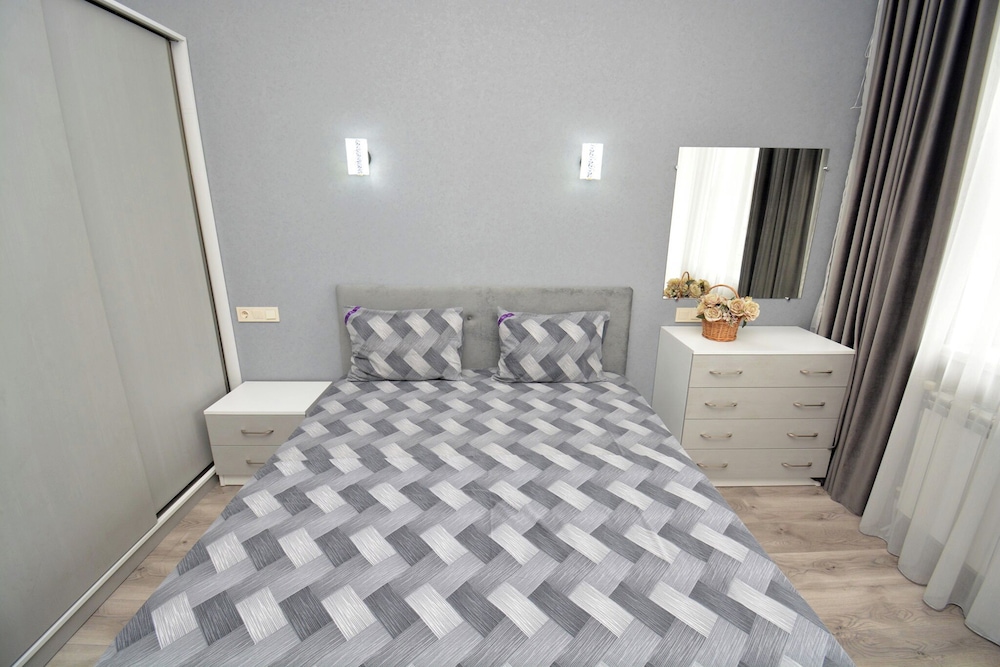 two bedroom apartment on Zaryan street