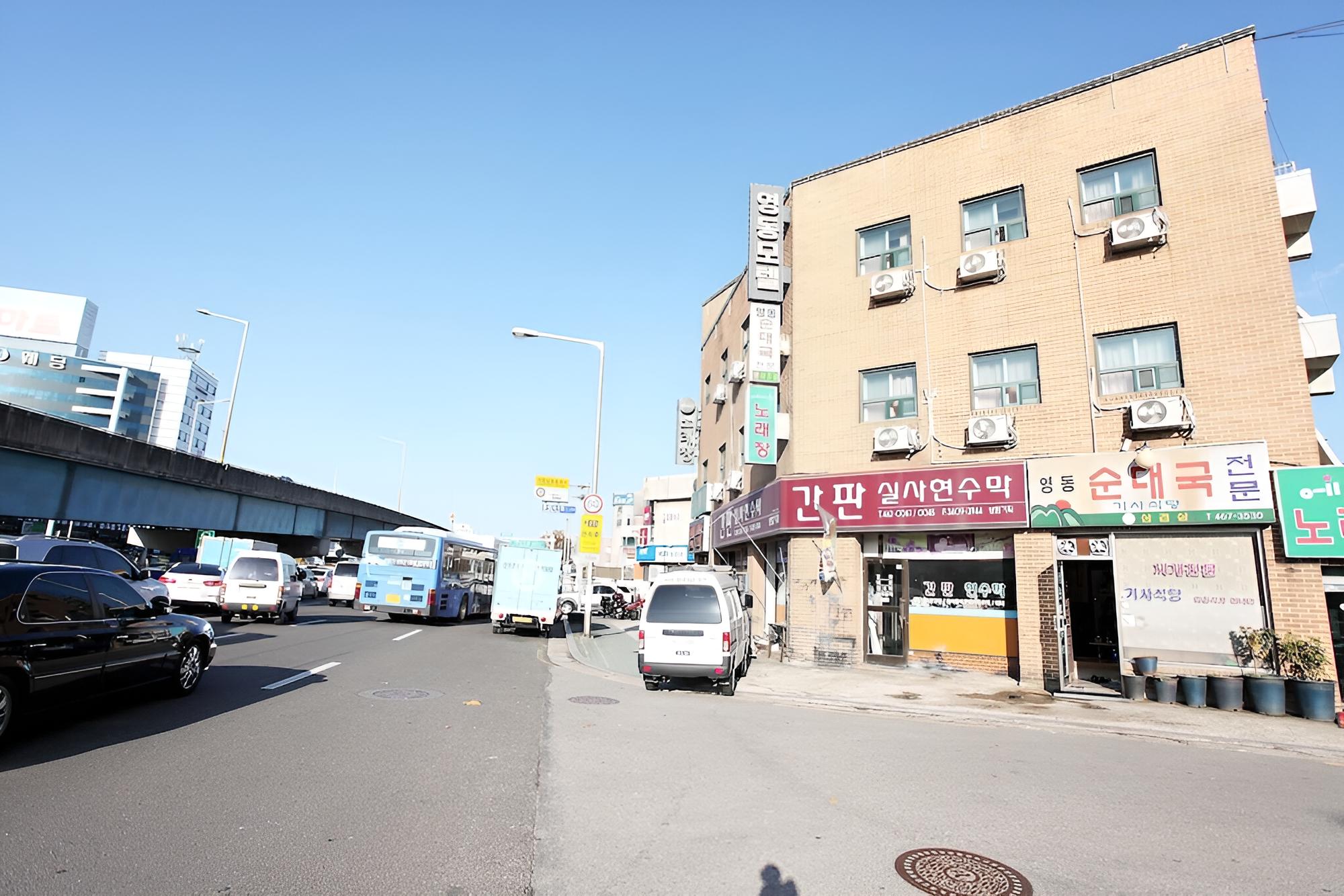 Konkuk University Yeongdong Motel view 5