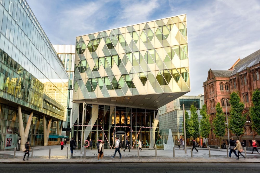 Salford Vacations - Maldron Hotel Manchester Cathedral Quarter - Property Image 13