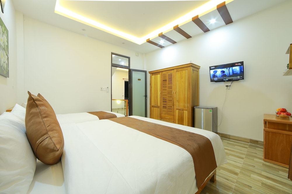 Nhu Y Homestay