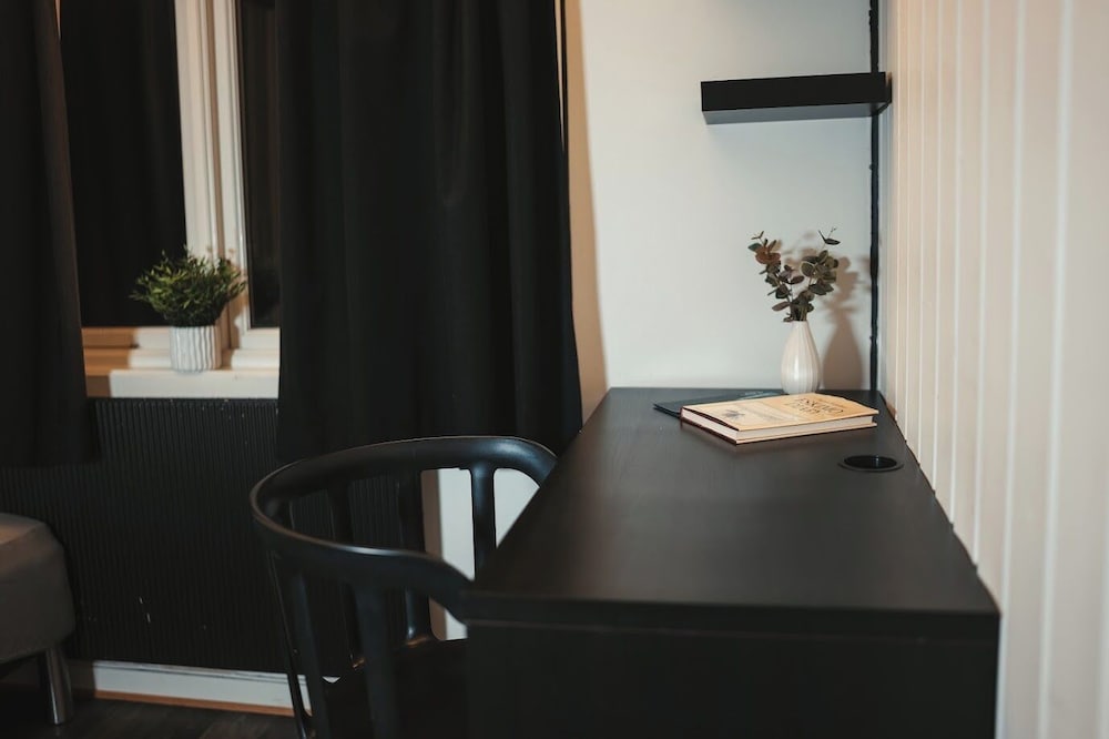 Gjestehuset 102 - your home away from home!