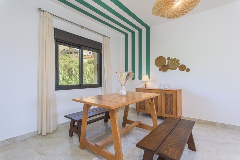 Glow Studios & Apartments in Batroun