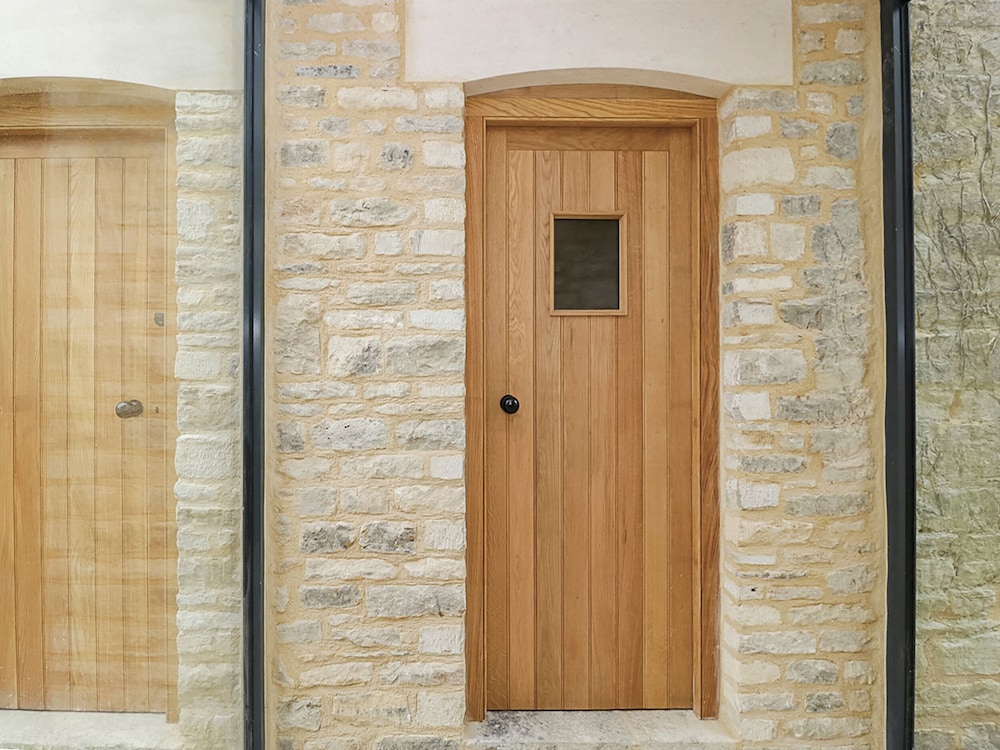 High Cogges Farm Holiday Cottages The Cart Shed