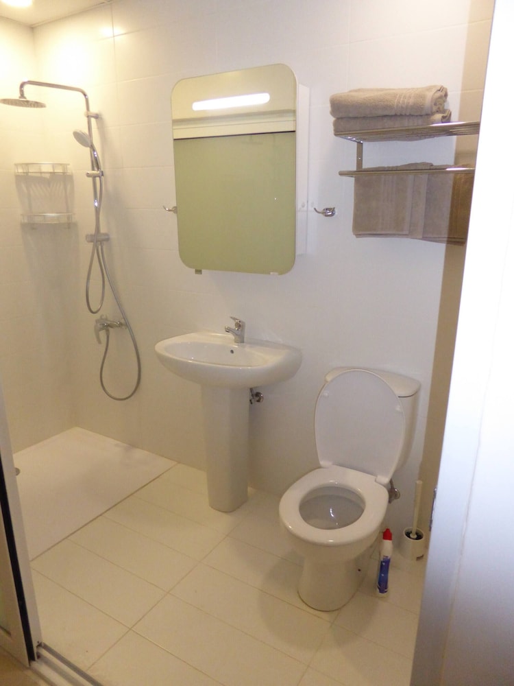 Seaview Ground Floor Flat Wheelchair Friendly