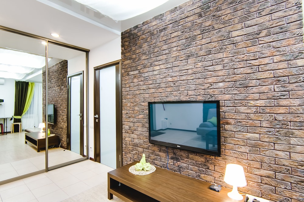 Aura Apartments