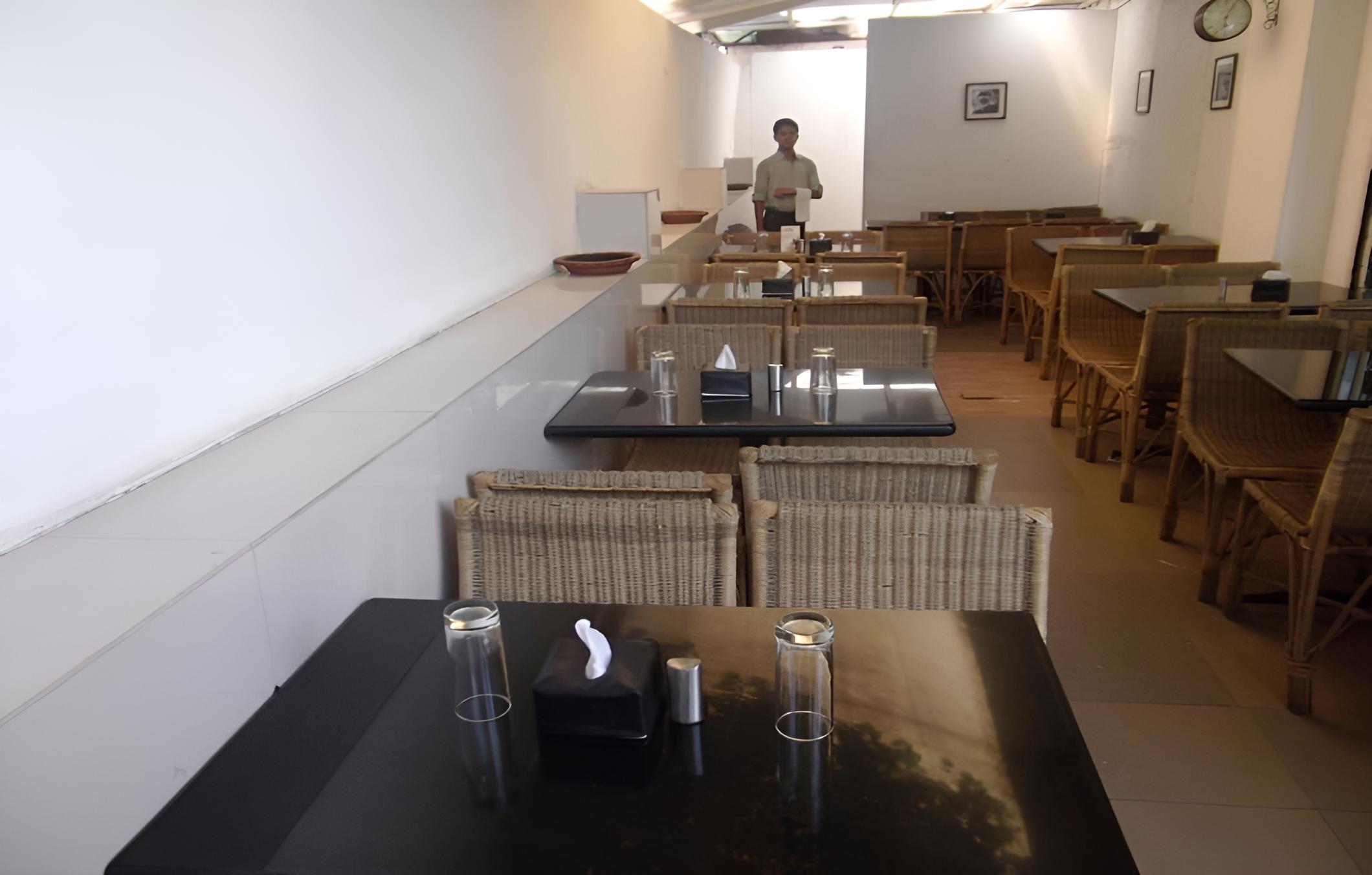 Hotel Lokesh