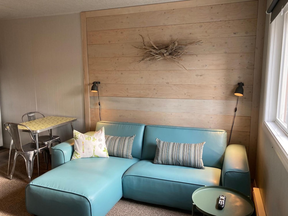 Pinewood Inn