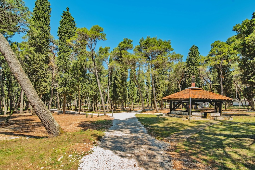 Mobile Homes Brijuni Pineta