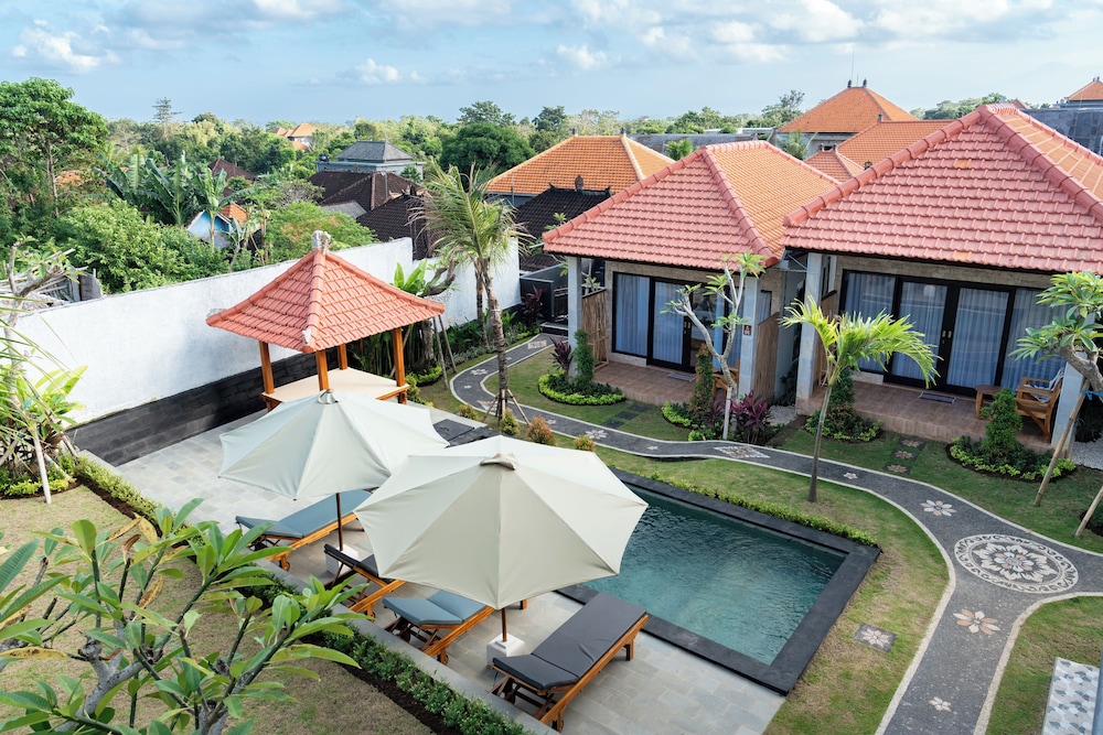 Ulu Apsura Villas