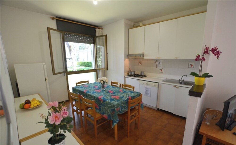 Comfortable Flat With Balcony for 9 Guests in Lignano Sabbiadoro
