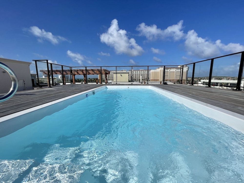 The Cove - Condo Hotel - Perfect Location