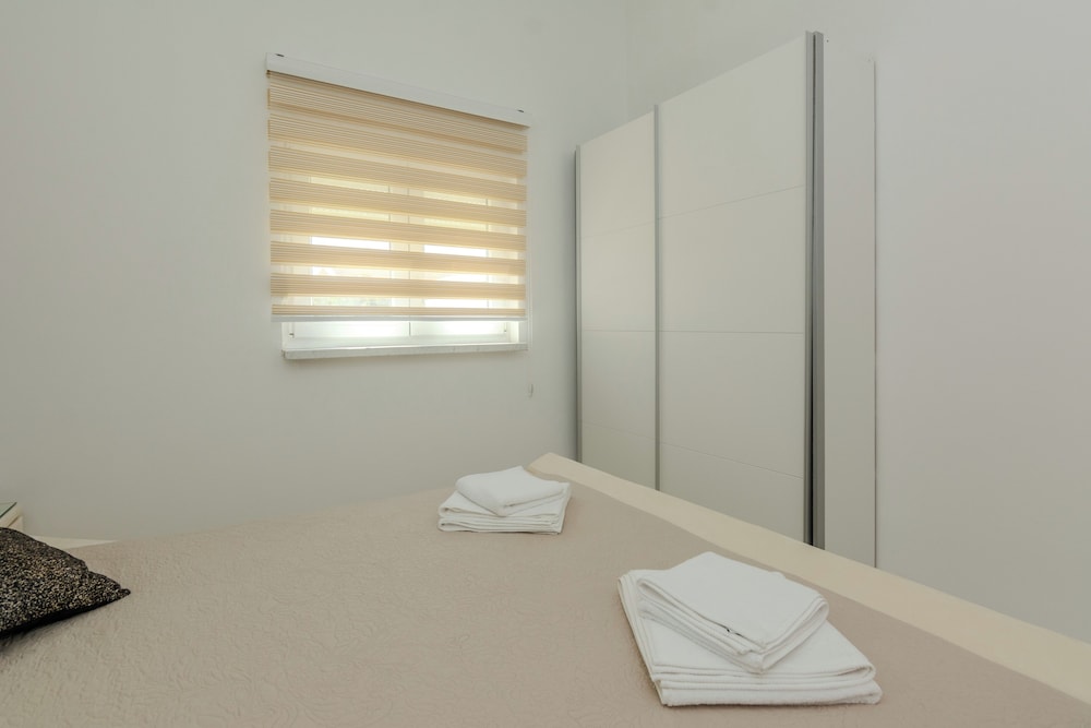 Apartments Mavracic