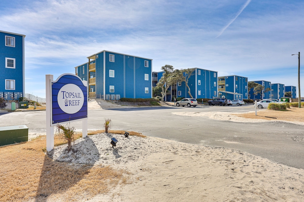 Oceanfront Condo in North Topsail Beach! view 2