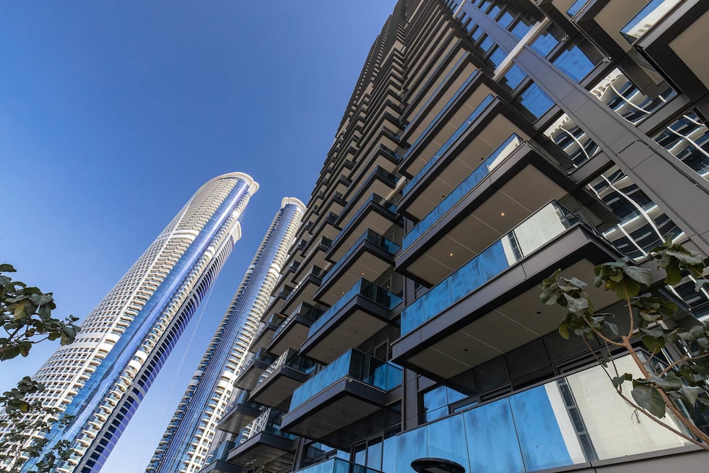 Luxurious 3Br Apt in Nobles Tower Full Burj View