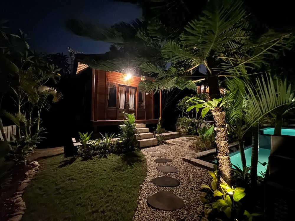 Puri Sari Villas Restaurant and Bar